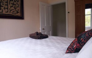 3 bedrooms, iron/ironing board, travel cot, free WiFi