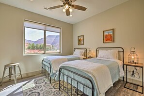 3 bedrooms, iron/ironing board, internet, bed sheets - Day Trip to Zion: Home w/ Fire Pit & Pool Access (Kanab)