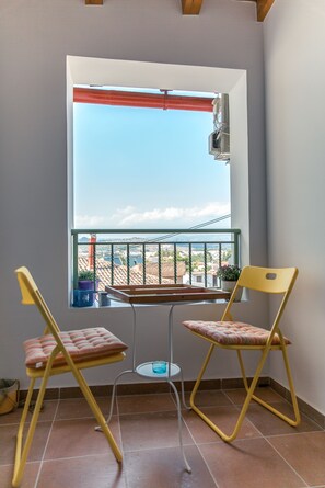 Interior - A family friendly home, in a quiet place, close to the centre and the beach! (nafplio)