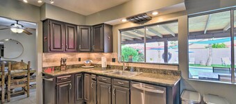 Hot Tub, Heated Pool & More! Relaxing Phoenix Home