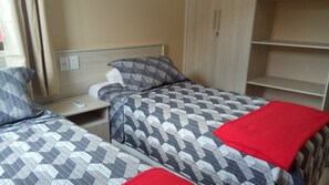 2 bedrooms, iron/ironing board, WiFi, bed sheets - Condominium Hotel Canarius Residence in Gravatá Pe., apartment 201 1st floor. (Gravatá)
