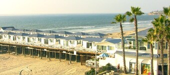 Panoramic Oceanfront Views - Penthouse 