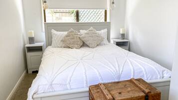 2 Schlafzimmer, Bügeleisen/Bügelbrett, Internetzugang, Bettwäsche