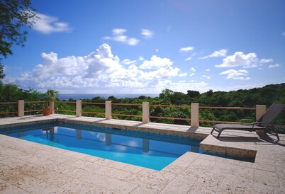 Oreanda - Casita Azul - Best of Vieques at a Great Price