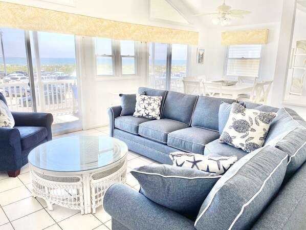 Flat-screen TV, fireplace, video games, DVD player