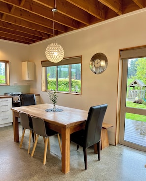 Dining - Pet, Child and ECO Friendly Holiday Home (Mapua (Ruby Bay))