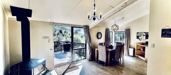 Privat fantastisk utsikt inkludert skogreservat.