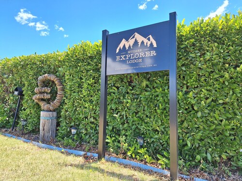 Mudgee Explorer Lodge.
Owned by Mudgee Wine Explorer Tours