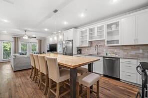 Fridge, microwave, oven, stovetop - Seaside Villa with Pool and Designer Interior (Miramar Beach)