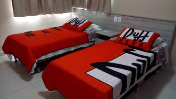 2 habitaciones, tabla de planchar con plancha, wifi y ropa de cama