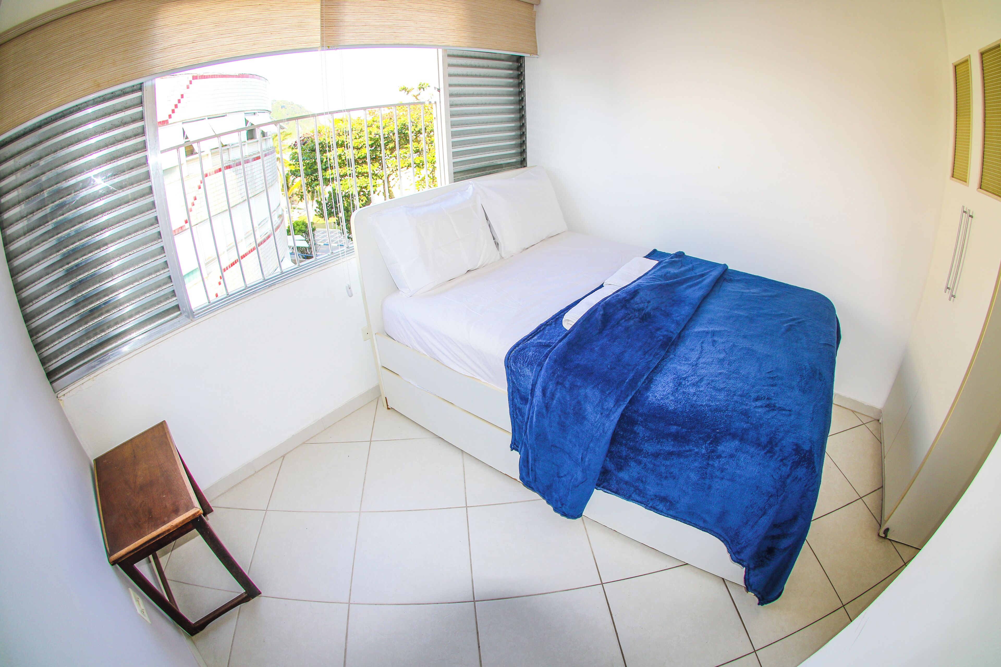 2 chambres, bureau, fer et planche à repasser, Wi-Fi gratuit