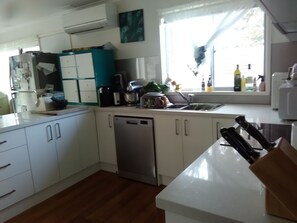 Fridge, microwave, dishwasher, coffee/tea maker