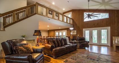 Secluded Waterfront Retreat With Private Dock