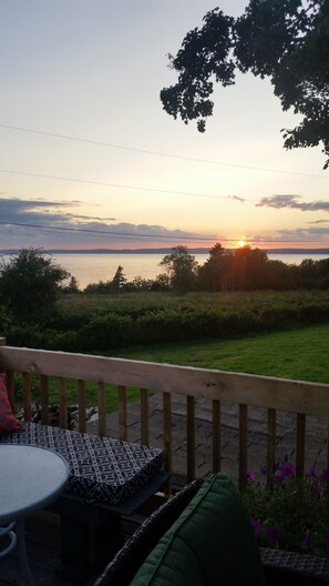 Terrace/patio - Casa Moana, Lovely old house overlooking St. Mary`s Bay, with  free breakfast. (Plympton)