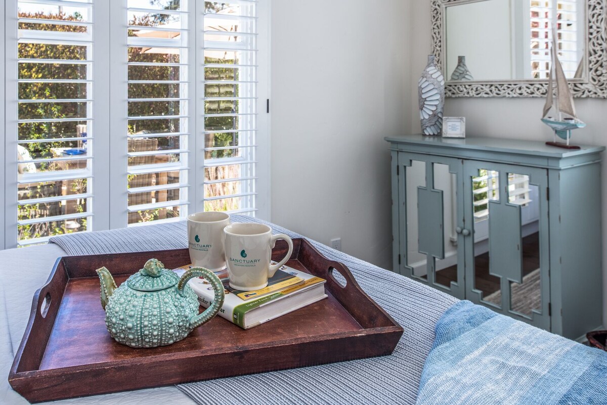 Photo 22 of 3747 Bungalow by-the-Sea - Adorable, Cozy Cottage