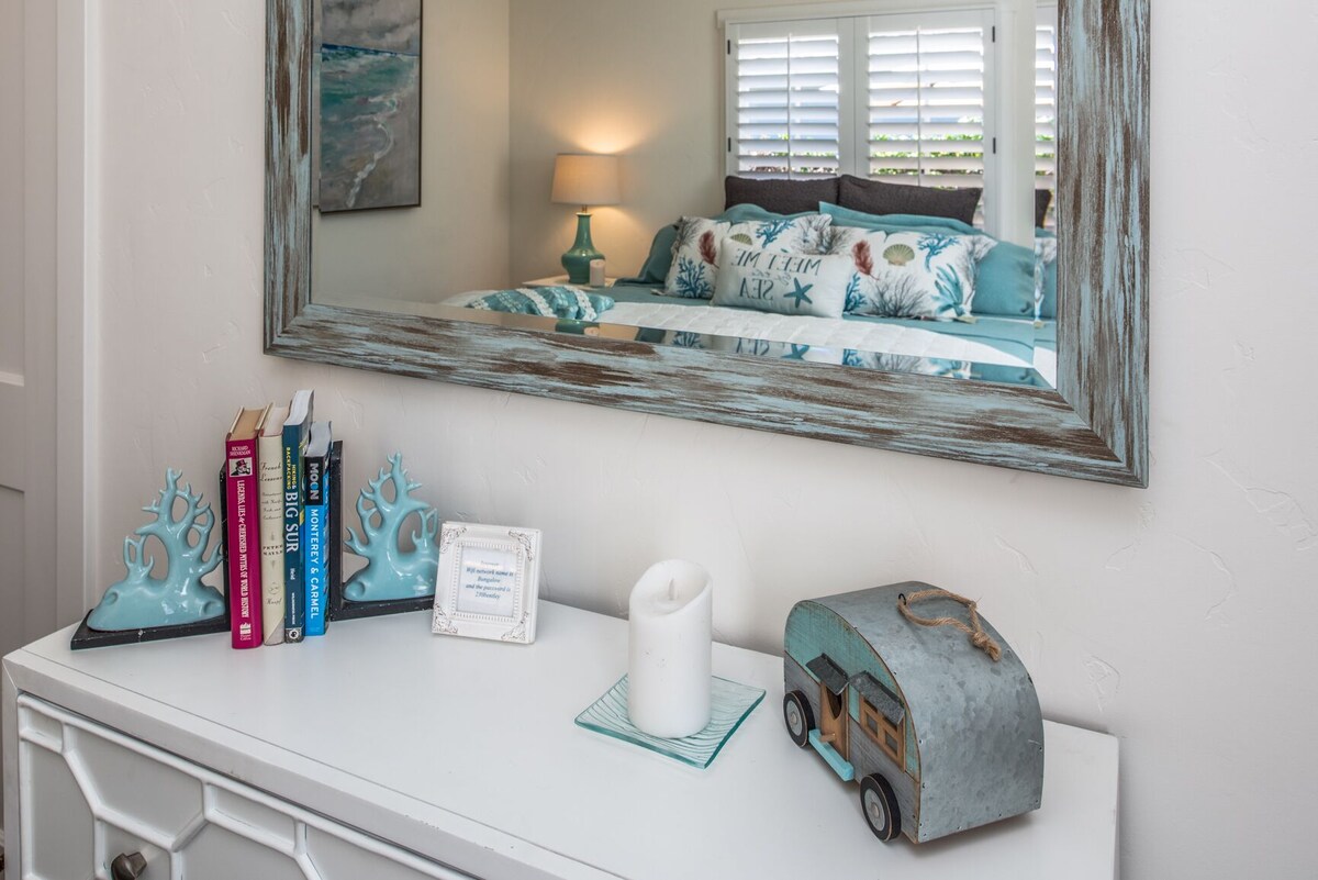 Photo 19 of 3747 Bungalow by-the-Sea - Adorable, Cozy Cottage