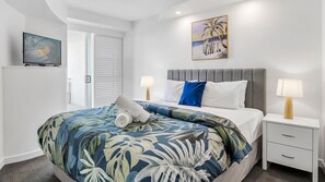 2 bedrooms, iron/ironing board, Internet, bed sheets