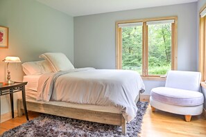 3 室のベッドルーム、アイロン / アイロン台、インターネット、ベッドシーツ