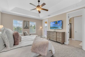 5 bedrooms, iron/ironing board, WiFi, bed sheets