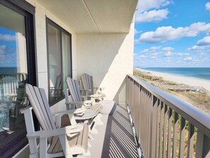 Property grounds - Sandpiper Run A2J - 2 Direct Oceanfront Porches (Pawleys Island)