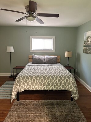 4 dormitorios, tabla de planchar con plancha, wifi gratis y ropa de cama