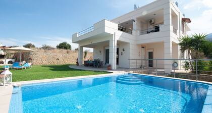 Villa Balos with fantastic sea view