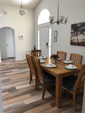 تناول الطعام