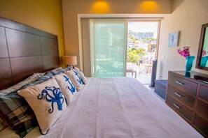 1 bedroom, iron/ironing board, Internet, bed sheets - 1 Bedroom condo in V177, perfect location! 1BD Condo for rent in Amapas, Puerto (Puerto Vallarta)