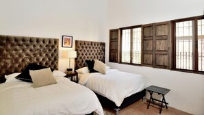 Room, Multiple Beds, Non Smoking - 2 Bedroom Home AN014 (Antigua Guatemala)