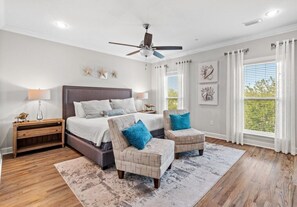 5 室のベッドルーム、低刺激性寝具、アイロン / アイロン台、WiFi