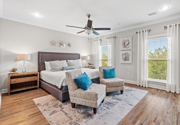 5 bedrooms, hypo-allergenic bedding, iron/ironing board, WiFi