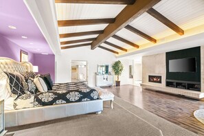 17 chambres, fer et planche à repasser, Wi-Fi gratuit