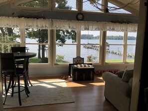 スマートテレビ、書庫