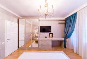 1 bedroom, iron/ironing board, WiFi, bed sheets - Seaside Apartament close to the beach, perfect for Neversea annual festival (Constan ța)