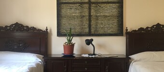 travellers travelling house