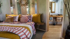 1 makuuhuone, silitysrauta/-lauta, ilmainen Wi-Fi, vuodevaatteet