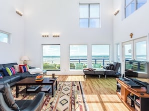 Smart TV, fireplace, DVD player, books