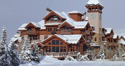 True Ski in Ski Out 3 makuuhuoneen 3 kylpy 1. kerroksen huoneisto Arrowheadissa