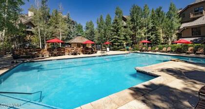 True Ski in Ski Out Located In Arrowhead village. 3 Bed / 3 Bath Unit