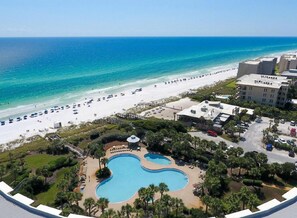 On the beach - Gulf Front**Free Beach Service & Wi-Fi** (Miramar Beach)