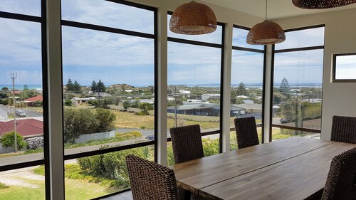 Oceanviews-Walk to Goolwa Beach-Linen-Pet Friendly!