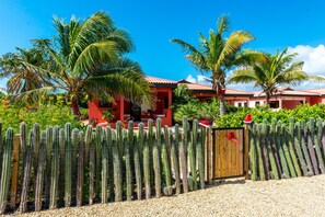 Exterior - Affordable Waterfront- Instant Holiday Mode - Lac Bay Casitas (Kralendijk)