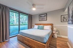 2 bedrooms, iron/ironing board, WiFi, bed sheets - Bonita Bay - Gated Community with Parks and Paths. Private Beach Park is Open! (Bonita Springs)