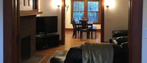 TV connectée, Netflix, Hulu, livres