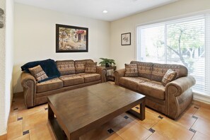 TV, peis, Netflix og smarthøyttalere