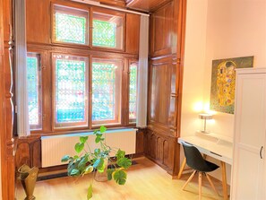 1 غرفة نوم ومكواة/لوح كي وسرير سفر وواي فاي مجانًا