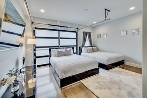 4 soverom, skrivebord, strykejern/-brett og wi-fi