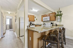 Fridge, microwave, oven, stovetop - 2 Pools! Have The Best Vacation! A Stylish Beach Retreat (Biloxi)