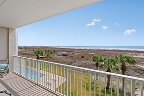 Property grounds - Inn at Dauphin Island 312 Beautiful Unit with Expansive Views!! Sleeps 8! (Dauphin Island)