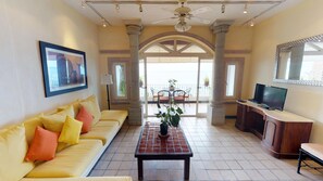 TV, DVD player - El Dorado 401 located on Los Muertos Beach 2BD Condo for rent in Los Muertos Bea (Puerto Vallarta)